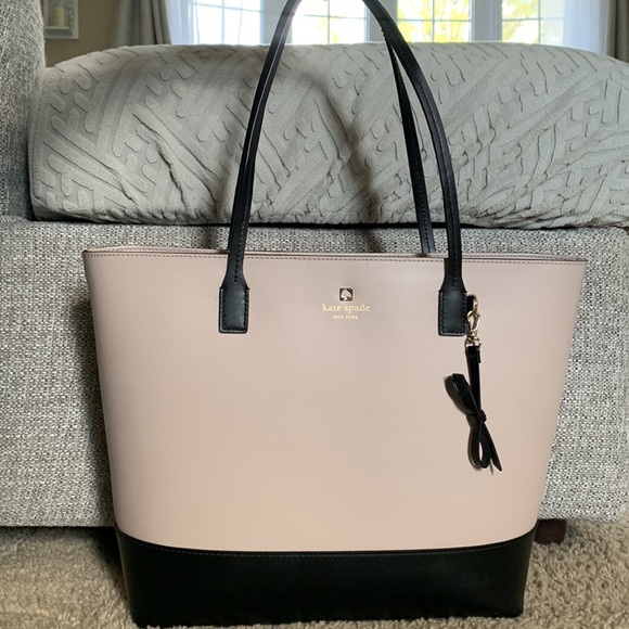 Gently used, ~2x. Good condition. Kate Spade Sawyer Street Colorblock tote. - Picture 4 of 5